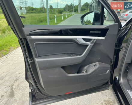 Черный Фольксваген Туарег, объемом двигателя 2.97 л и пробегом 121 тыс. км за 49800 $, фото 17 на Automoto.ua