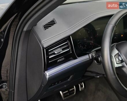 Черный Фольксваген Туарег, объемом двигателя 2.97 л и пробегом 98 тыс. км за 59980 $, фото 30 на Automoto.ua