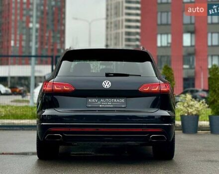 Черный Фольксваген Туарег, объемом двигателя 3 л и пробегом 141 тыс. км за 48500 $, фото 8 на Automoto.ua