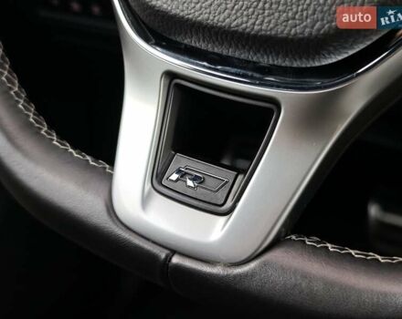 Черный Фольксваген Туарег, объемом двигателя 2.97 л и пробегом 98 тыс. км за 59980 $, фото 37 на Automoto.ua