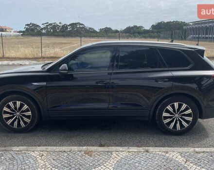 Черный Фольксваген Туарег, объемом двигателя 2.99 л и пробегом 100 тыс. км за 48000 $, фото 3 на Automoto.ua