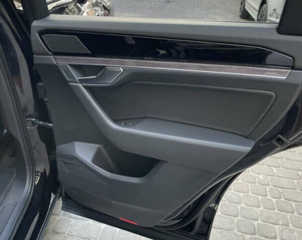 Черный Фольксваген Туарег, объемом двигателя 3 л и пробегом 80 тыс. км за 50000 $, фото 15 на Automoto.ua