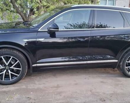 Фольксваген Туарег 2020 у Ахтырке на Automoto.ua Чорний Фольксваген Туарег, об'ємом двигуна 2.97 л та пробігом 150 тис. км за 52700 $, фото 22 на Automoto.ua