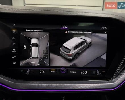 Чорний Фольксваген Туарег, об'ємом двигуна 3.96 л та пробігом 138 тис. км за 64500 $, фото 39 на Automoto.ua