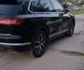 Фольксваген Туарег 2020 у Ахтырке на Automoto.ua Чорний Фольксваген Туарег, об'ємом двигуна 2.97 л та пробігом 150 тис. км за 52700 $, фото 1 на Automoto.ua