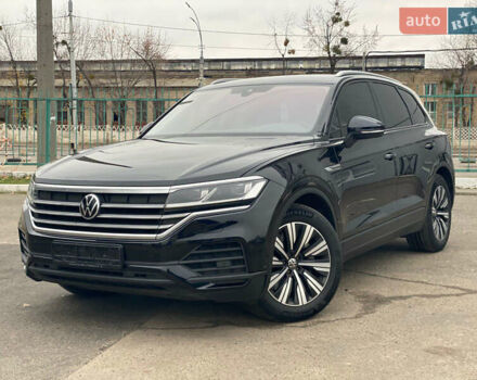 Черный Фольксваген Туарег, объемом двигателя 2.99 л и пробегом 180 тыс. км за 31700 $, фото 7 на Automoto.ua