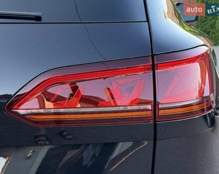 Черный Фольксваген Туарег, объемом двигателя 2.97 л и пробегом 79 тыс. км за 59400 $, фото 65 на Automoto.ua