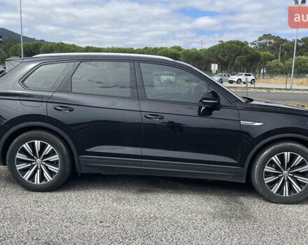 Черный Фольксваген Туарег, объемом двигателя 2.99 л и пробегом 100 тыс. км за 48000 $, фото 7 на Automoto.ua