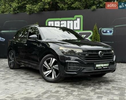 Черный Фольксваген Туарег, объемом двигателя 2.97 л и пробегом 138 тыс. км за 56800 $, фото 1 на Automoto.ua