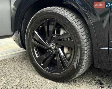 Черный Фольксваген Туарег, объемом двигателя 3 л и пробегом 116 тыс. км за 60900 $, фото 9 на Automoto.ua