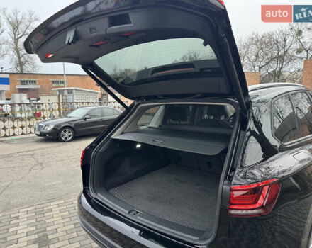 Чорний Фольксваген Туарег, об'ємом двигуна 2.97 л та пробігом 155 тис. км за 42900 $, фото 47 на Automoto.ua