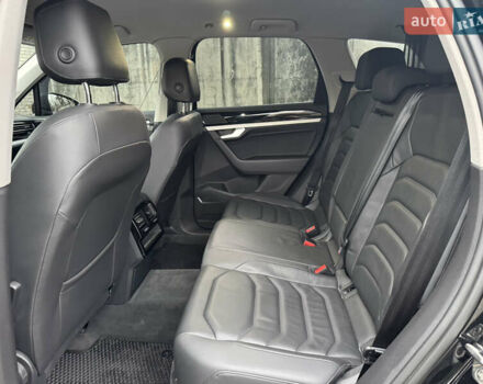 Чорний Фольксваген Туарег, об'ємом двигуна 2.97 л та пробігом 155 тис. км за 42900 $, фото 43 на Automoto.ua