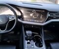 Фольксваген Туарег 2020 у Ахтырке на Automoto.ua Чорний Фольксваген Туарег, об'ємом двигуна 2.97 л та пробігом 150 тис. км за 52700 $, фото 35 на Automoto.ua