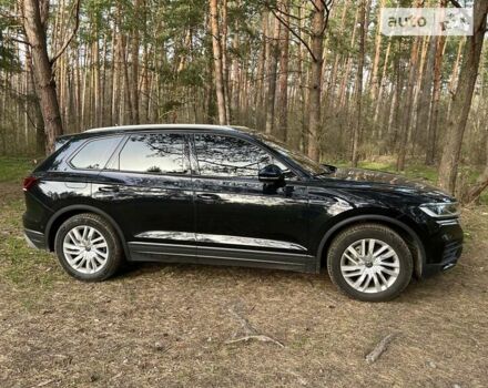 Черный Фольксваген Туарег, объемом двигателя 2.97 л и пробегом 177 тыс. км за 44000 $, фото 2 на Automoto.ua