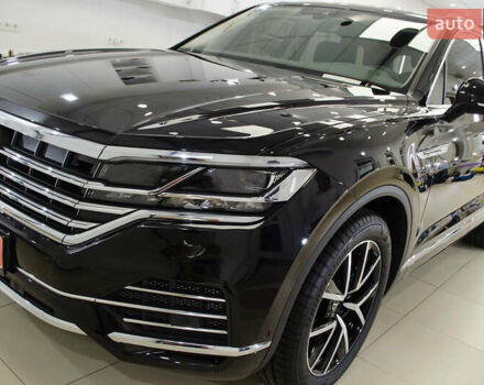 Черный Фольксваген Туарег, объемом двигателя 2.97 л и пробегом 95 тыс. км за 60000 $, фото 12 на Automoto.ua