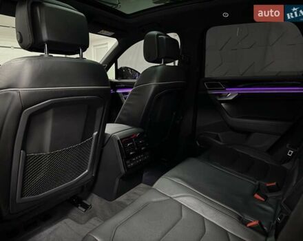 Чорний Фольксваген Туарег, об'ємом двигуна 3.96 л та пробігом 138 тис. км за 64500 $, фото 51 на Automoto.ua