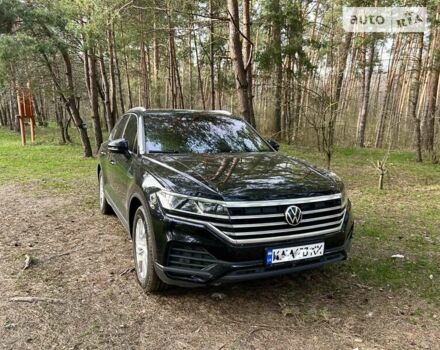 Черный Фольксваген Туарег, объемом двигателя 2.97 л и пробегом 177 тыс. км за 44000 $, фото 1 на Automoto.ua