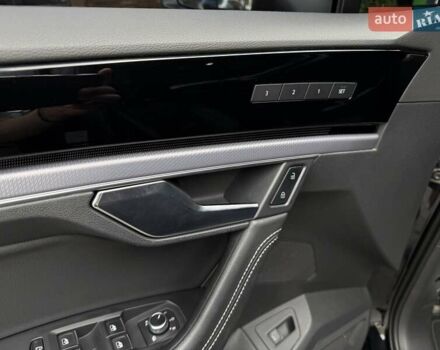 Черный Фольксваген Туарег, объемом двигателя 2.97 л и пробегом 138 тыс. км за 56800 $, фото 67 на Automoto.ua