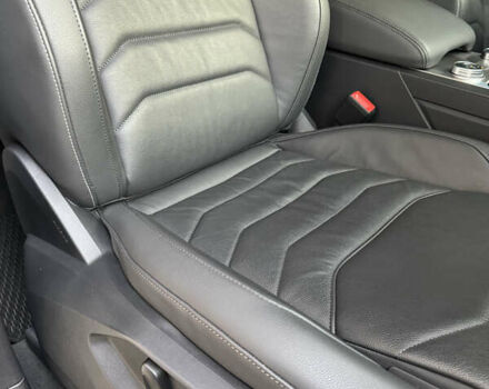 Черный Фольксваген Туарег, объемом двигателя 2.97 л и пробегом 49 тыс. км за 49800 $, фото 10 на Automoto.ua