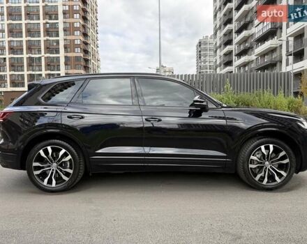 Черный Фольксваген Туарег, объемом двигателя 3 л и пробегом 101 тыс. км за 49200 $, фото 14 на Automoto.ua