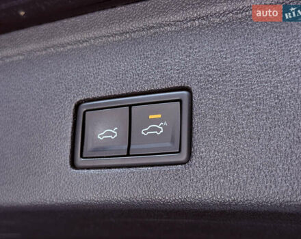 Черный Фольксваген Туарег, объемом двигателя 2.97 л и пробегом 100 тыс. км за 51999 $, фото 23 на Automoto.ua