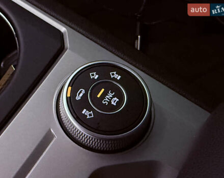 Черный Фольксваген Туарег, объемом двигателя 2.97 л и пробегом 100 тыс. км за 51999 $, фото 35 на Automoto.ua