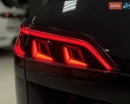 Чорний Фольксваген Туарег, об'ємом двигуна 3.96 л та пробігом 138 тис. км за 64500 $, фото 19 на Automoto.ua