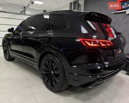 Чорний Фольксваген Туарег, об'ємом двигуна 3.96 л та пробігом 138 тис. км за 64500 $, фото 26 на Automoto.ua