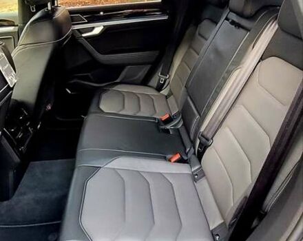 Чорний Фольксваген Туарег, об'ємом двигуна 3 л та пробігом 86 тис. км за 56900 $, фото 9 на Automoto.ua