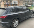 Черный Фольксваген Туарег, объемом двигателя 2.97 л и пробегом 208 тыс. км за 42000 $, фото 2 на Automoto.ua
