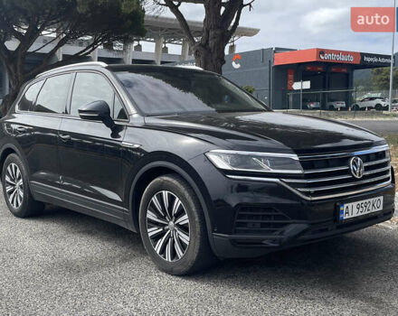 Черный Фольксваген Туарег, объемом двигателя 2.99 л и пробегом 100 тыс. км за 48000 $, фото 1 на Automoto.ua