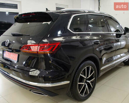 Черный Фольксваген Туарег, объемом двигателя 2.97 л и пробегом 95 тыс. км за 60000 $, фото 18 на Automoto.ua