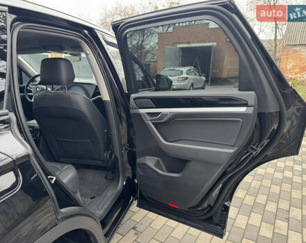 Чорний Фольксваген Туарег, об'ємом двигуна 2.97 л та пробігом 155 тис. км за 42900 $, фото 38 на Automoto.ua