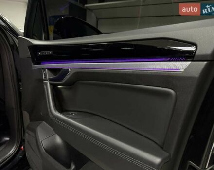 Чорний Фольксваген Туарег, об'ємом двигуна 3.96 л та пробігом 138 тис. км за 64500 $, фото 59 на Automoto.ua