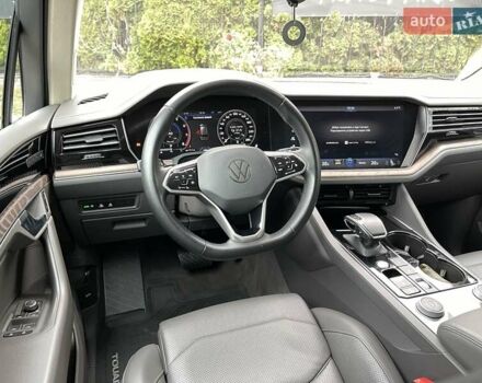 Чорний Фольксваген Туарег, об'ємом двигуна 3 л та пробігом 88 тис. км за 53500 $, фото 13 на Automoto.ua