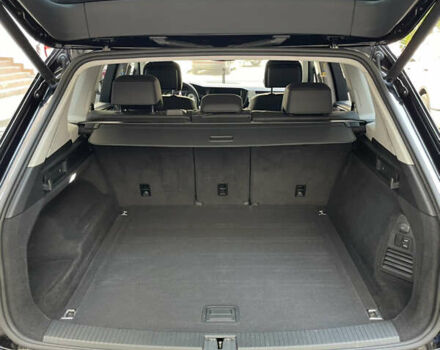 Черный Фольксваген Туарег, объемом двигателя 3 л и пробегом 80 тыс. км за 50000 $, фото 9 на Automoto.ua