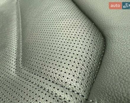 Черный Фольксваген Туарег, объемом двигателя 3 л и пробегом 101 тыс. км за 49200 $, фото 40 на Automoto.ua