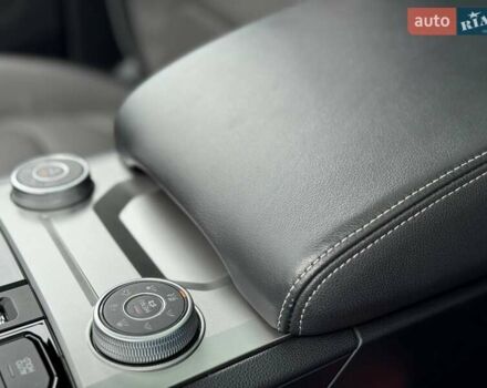 Черный Фольксваген Туарег, объемом двигателя 3 л и пробегом 116 тыс. км за 60900 $, фото 24 на Automoto.ua