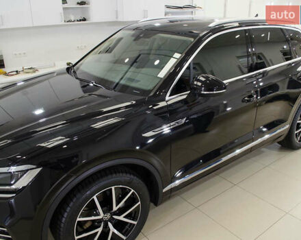 Черный Фольксваген Туарег, объемом двигателя 2.97 л и пробегом 95 тыс. км за 60000 $, фото 14 на Automoto.ua