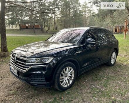 Черный Фольксваген Туарег, объемом двигателя 2.97 л и пробегом 177 тыс. км за 44000 $, фото 3 на Automoto.ua