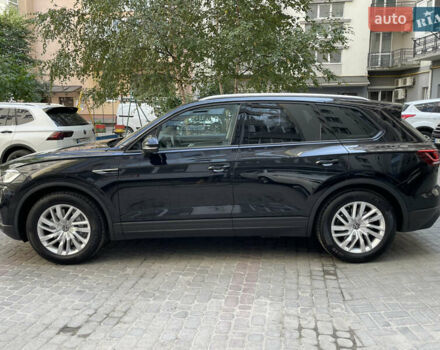 Черный Фольксваген Туарег, объемом двигателя 3 л и пробегом 80 тыс. км за 50000 $, фото 7 на Automoto.ua