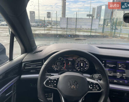Фольксваген Туарег 2020 у Києві на Automoto.ua Чорний Фольксваген Туарег, об'ємом двигуна 3 л та пробігом 73 тис. км за 56900 $, фото 17 на Automoto.ua