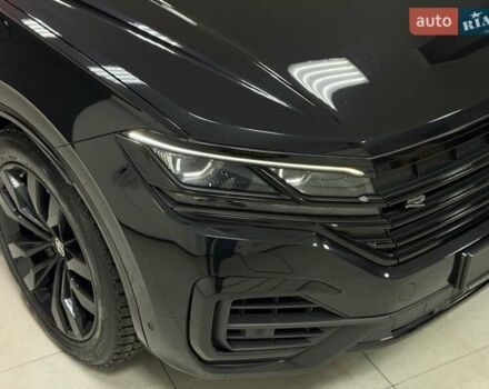 Чорний Фольксваген Туарег, об'ємом двигуна 3.96 л та пробігом 138 тис. км за 64500 $, фото 11 на Automoto.ua