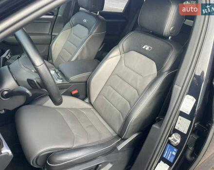 Фольксваген Туарег 2020 у Києві на Automoto.ua Чорний Фольксваген Туарег, об'ємом двигуна 3 л та пробігом 73 тис. км за 56900 $, фото 14 на Automoto.ua