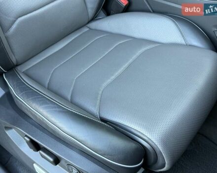 Черный Фольксваген Туарег, объемом двигателя 2.97 л и пробегом 79 тыс. км за 59400 $, фото 49 на Automoto.ua