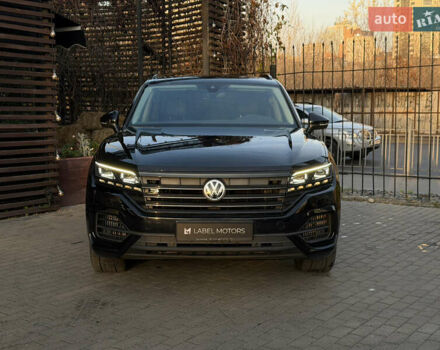 Чорний Фольксваген Туарег, об'ємом двигуна 3.96 л та пробігом 115 тис. км за 57900 $, фото 1 на Automoto.ua