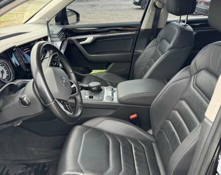 Черный Фольксваген Туарег, объемом двигателя 3 л и пробегом 193 тыс. км за 38500 $, фото 9 на Automoto.ua