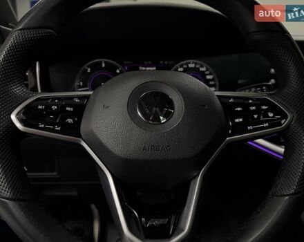 Чорний Фольксваген Туарег, об'ємом двигуна 3.96 л та пробігом 138 тис. км за 64500 $, фото 41 на Automoto.ua