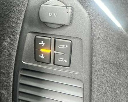 Чорний Фольксваген Туарег, об'ємом двигуна 3 л та пробігом 145 тис. км за 49990 $, фото 14 на Automoto.ua