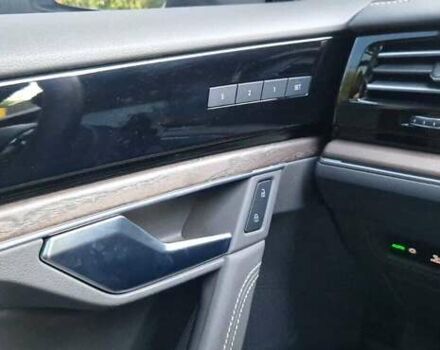 Черный Фольксваген Туарег, объемом двигателя 2.97 л и пробегом 66 тыс. км за 58800 $, фото 10 на Automoto.ua